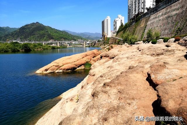 石泉汉江三峡景区最近风景,石泉红石包图片大全
