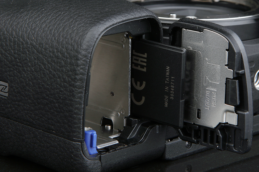 Vlog小能手索尼APS-C画幅微单A6400评测