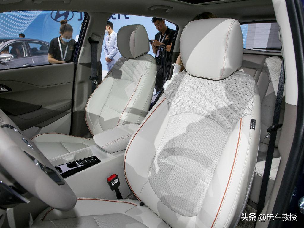 二手现代ix35和二手哈弗h6哪个好,哈弗h6max第三代对比现代15款ix35