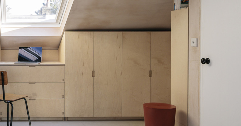 阁楼斜顶书柜设计,阁楼定制书柜