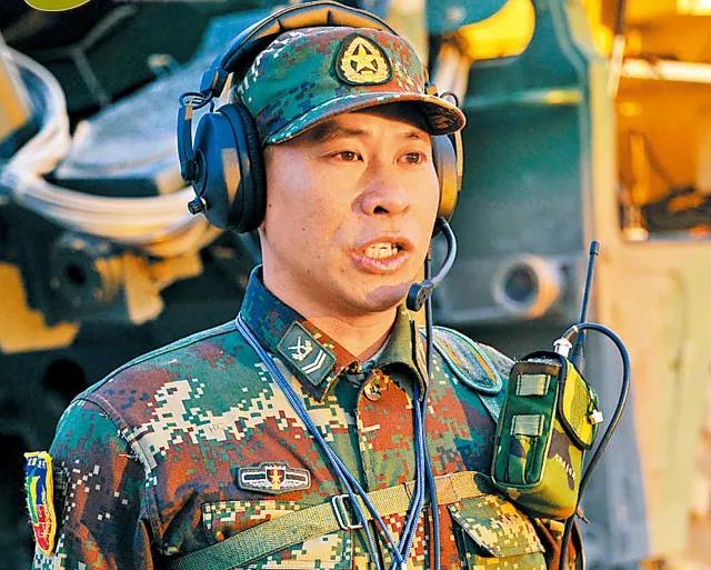 以无名铸威名，长剑问天背后的英雄……