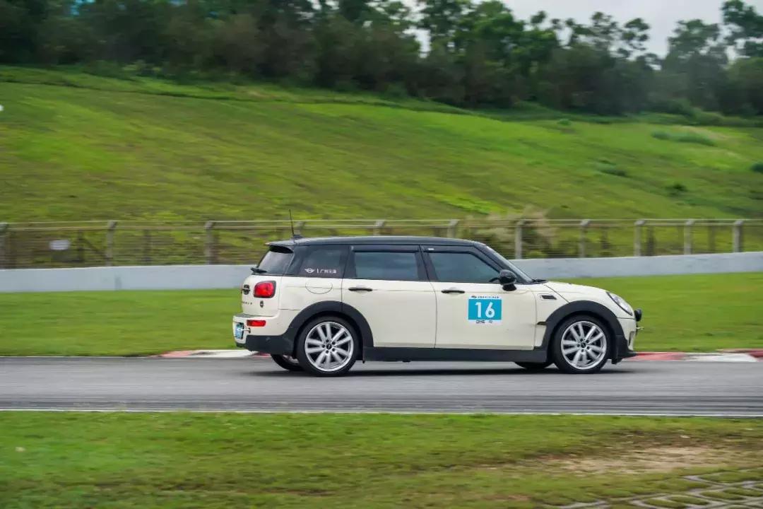 为了这场比赛，我买了一台MINI！