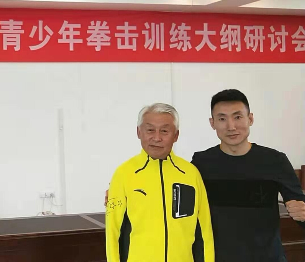 重量级第一人悬了？泰森接班人曝光约书亚秘密，专家：擂台上说话