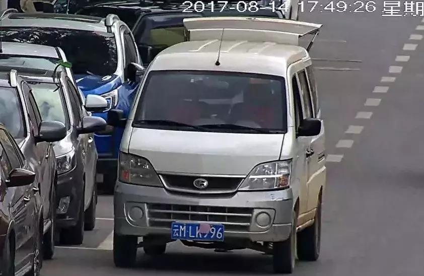 高手在民间拦阻索,高手在民间一点破绽都看不出来