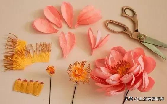 皱纹纸花朵手工艺术,纸艺玫瑰花的制作方法皱纹纸