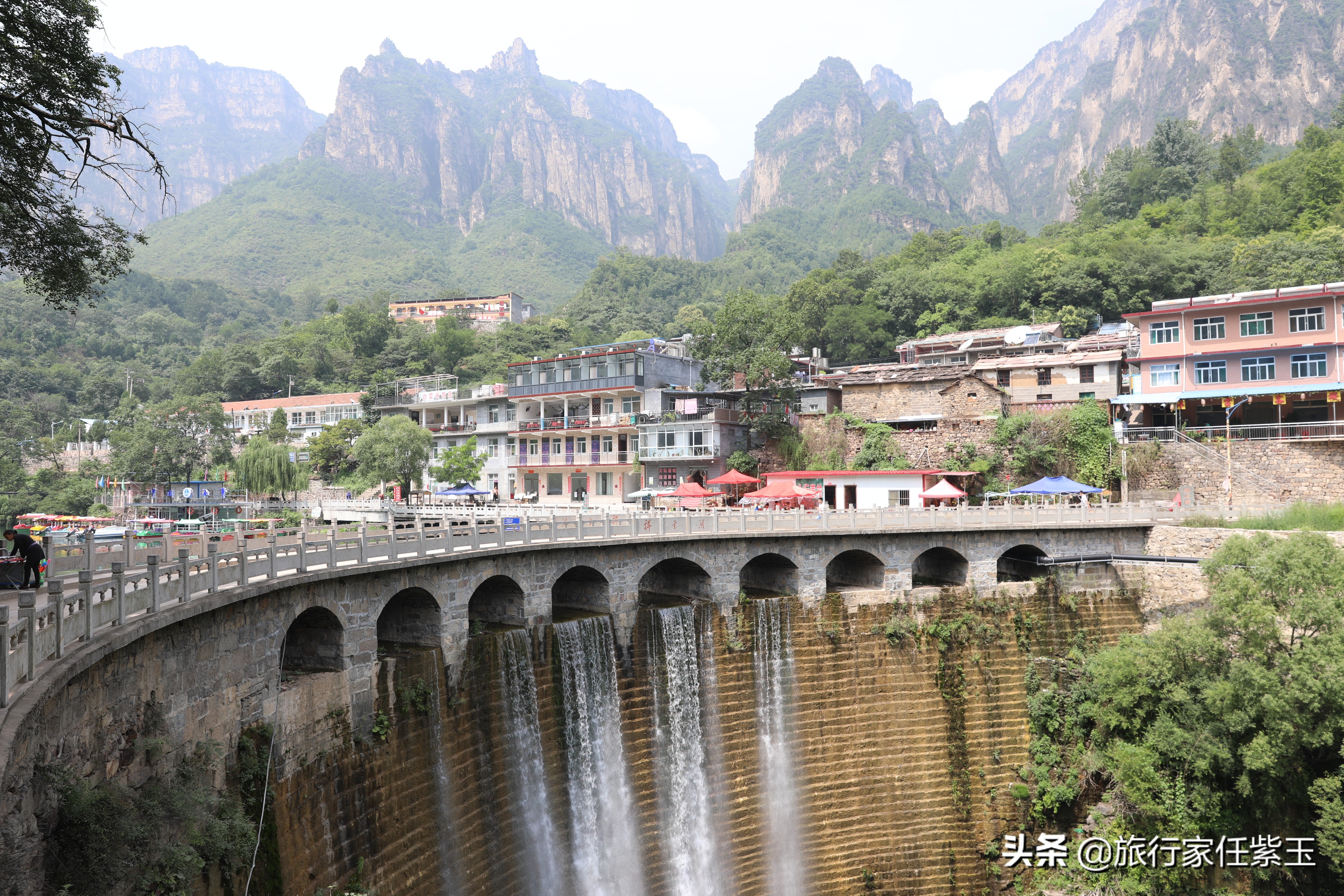 挂壁公路山西井底村,山西大山深处的一条挂壁公路