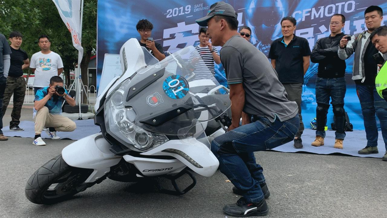 200公斤的摩托车算不算重,200多斤摩托车一般能驾驭么