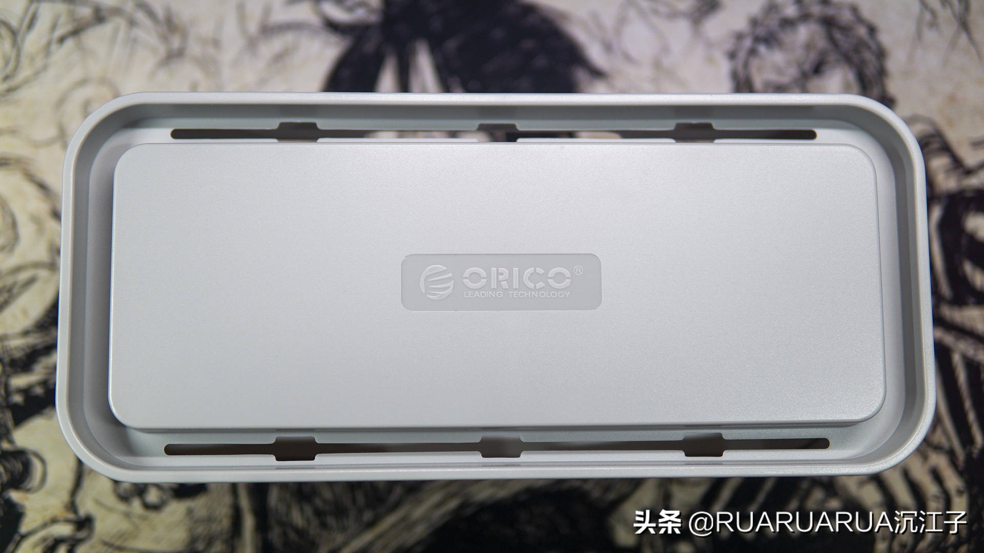 桌面排插线材收纳,orico收纳盒怎么插