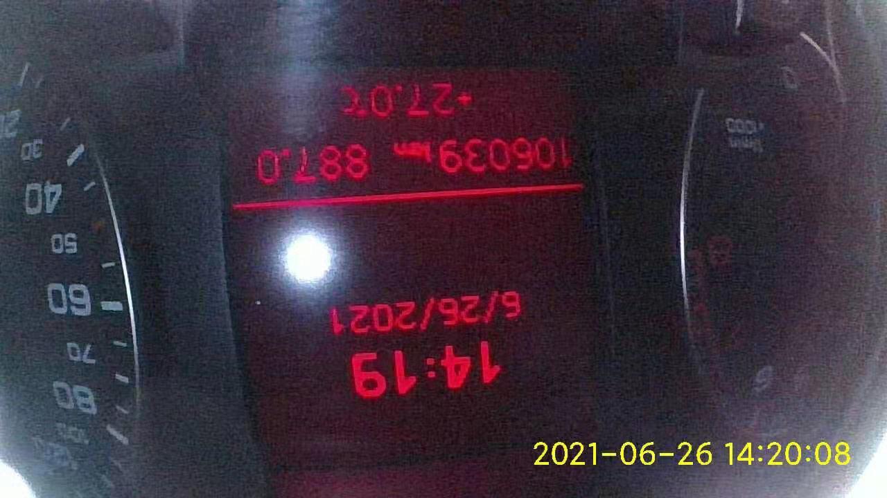 奥迪a6l怠速低车身抖动什么原因,奥迪a4l怠速间歇性抖动正常吗