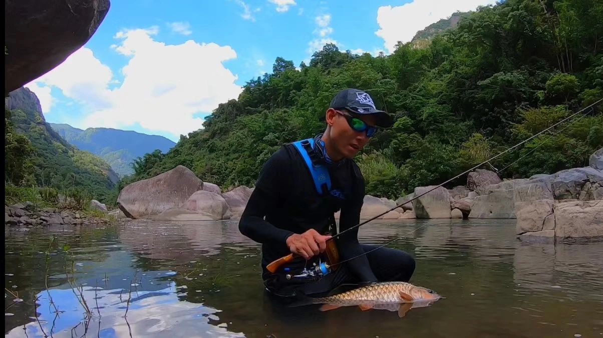 蓝微物,蓝溪微物