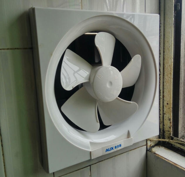 浴室排气扇如何换气,浴室是安装排气扇还是换气扇