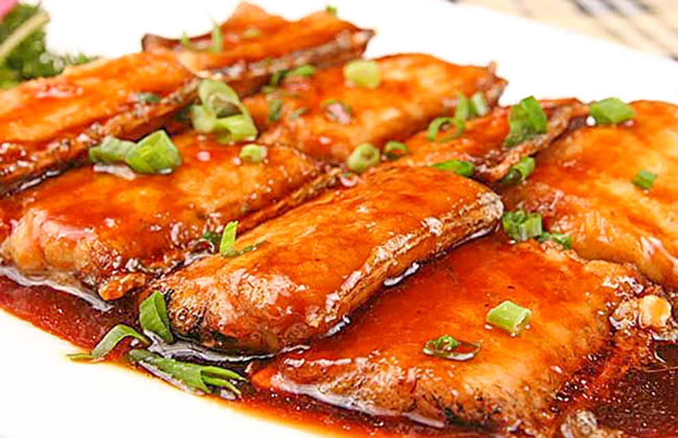 炖鱼后加醋,炖鱼料秘制酱汁