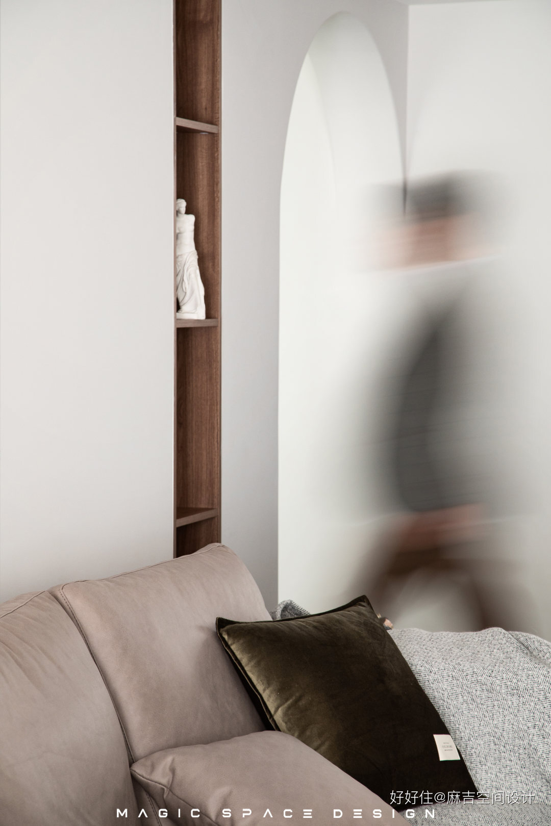 170平客厅阳台现代简约设计,北阳台西厨现代轻奢