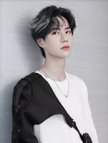 王一博有什么吸引人的,别人眼中的王一博是什么样的