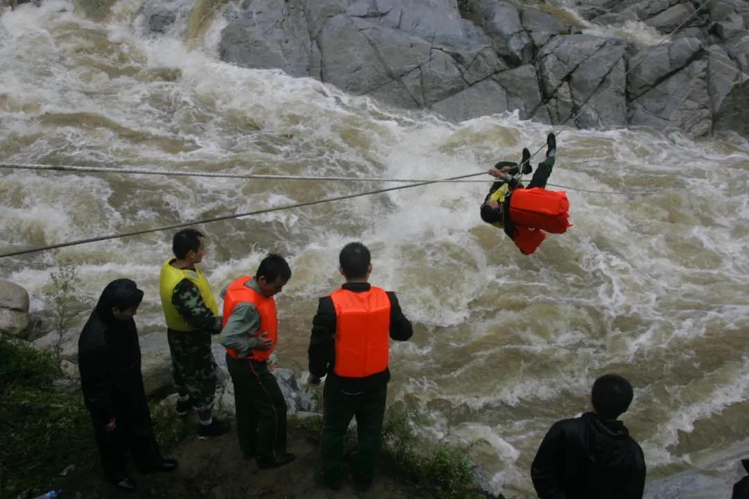 西安消防支队英模,消防英模先进人物