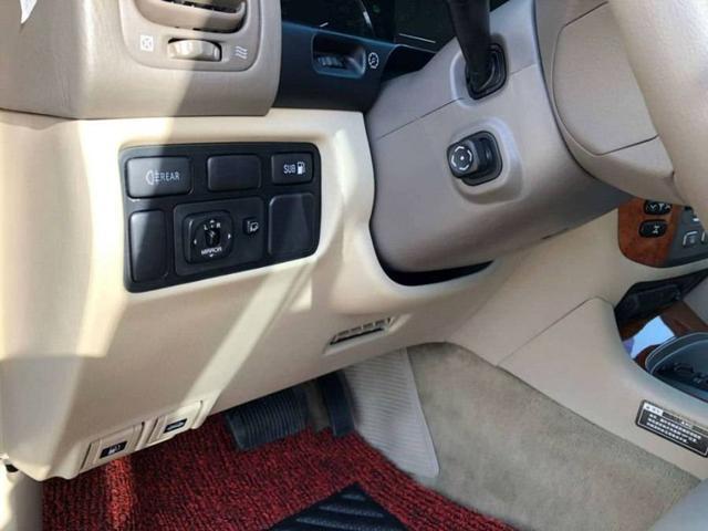 19款陆巡兰德酷路泽4000马力多少,最美丰田陆巡兰德酷路泽