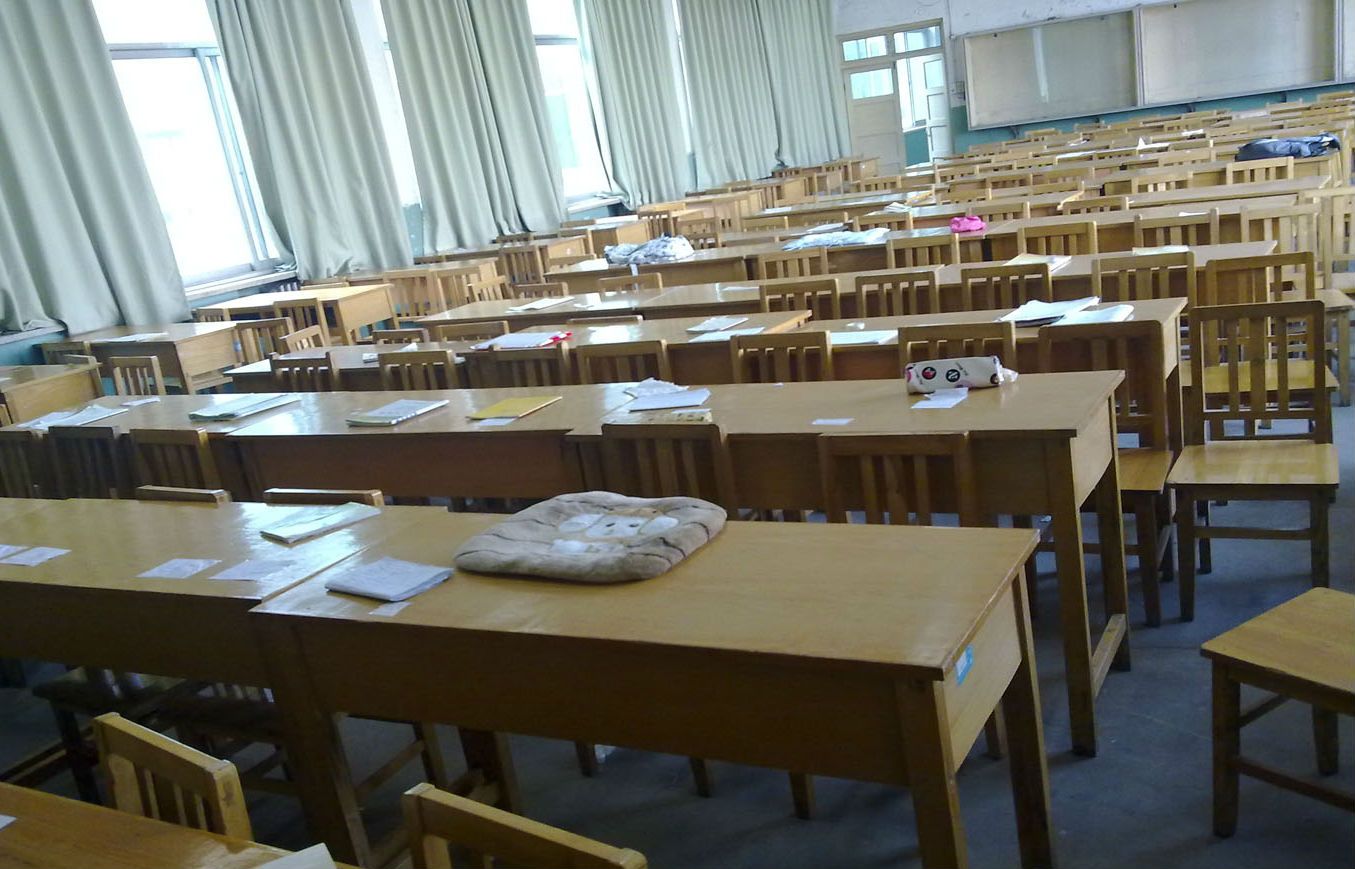 当代大学生占座现象,大学生占座的行为