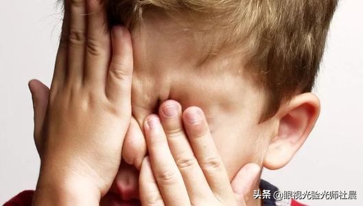 眼睛像你发出“红色警报”时候一定要及时处理！避免亡羊补牢