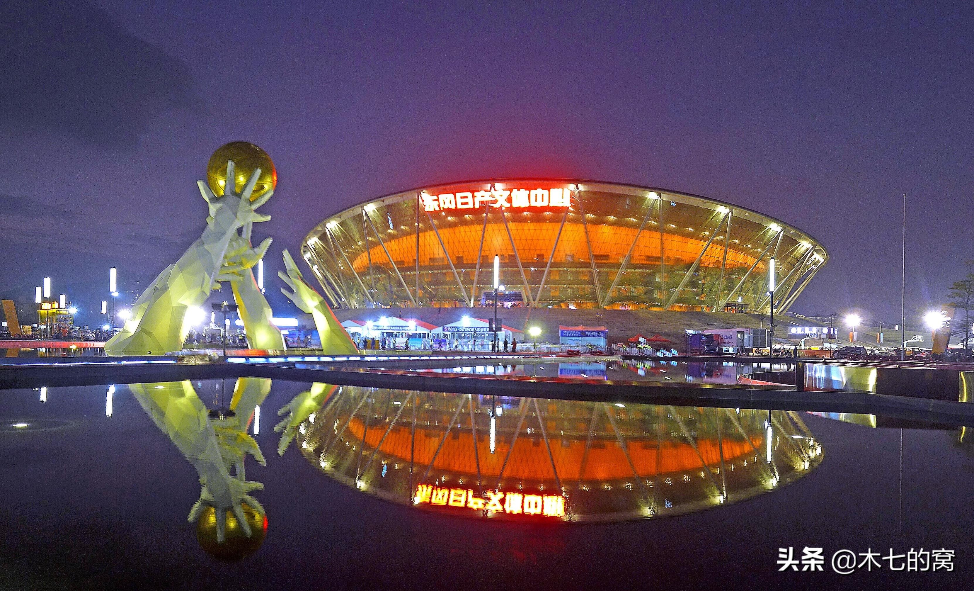 *东王广**朝圣地,苦等举鼎的东莞篮球中心