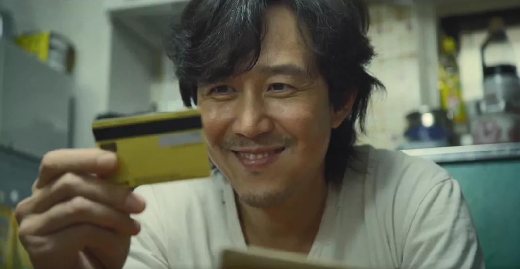 鱿鱼游戏的火爆反映了哪些问题,鱿鱼游戏背后的六个现实隐喻