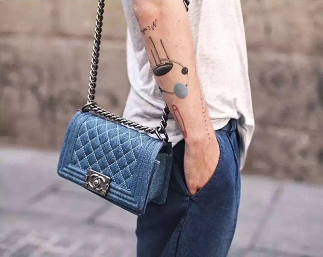 10款永不过时的包包 (十款必备经典包包)