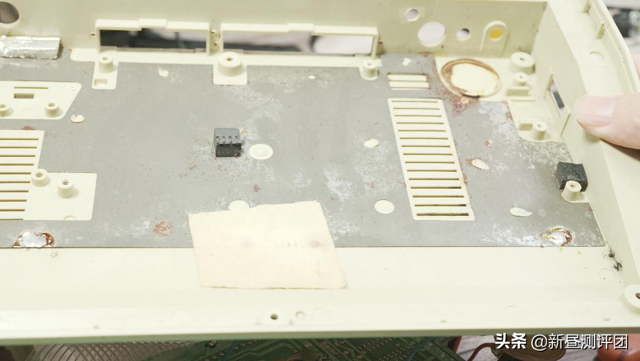 36年前香港设计制作的电脑是什么水平？Laser310与VTech