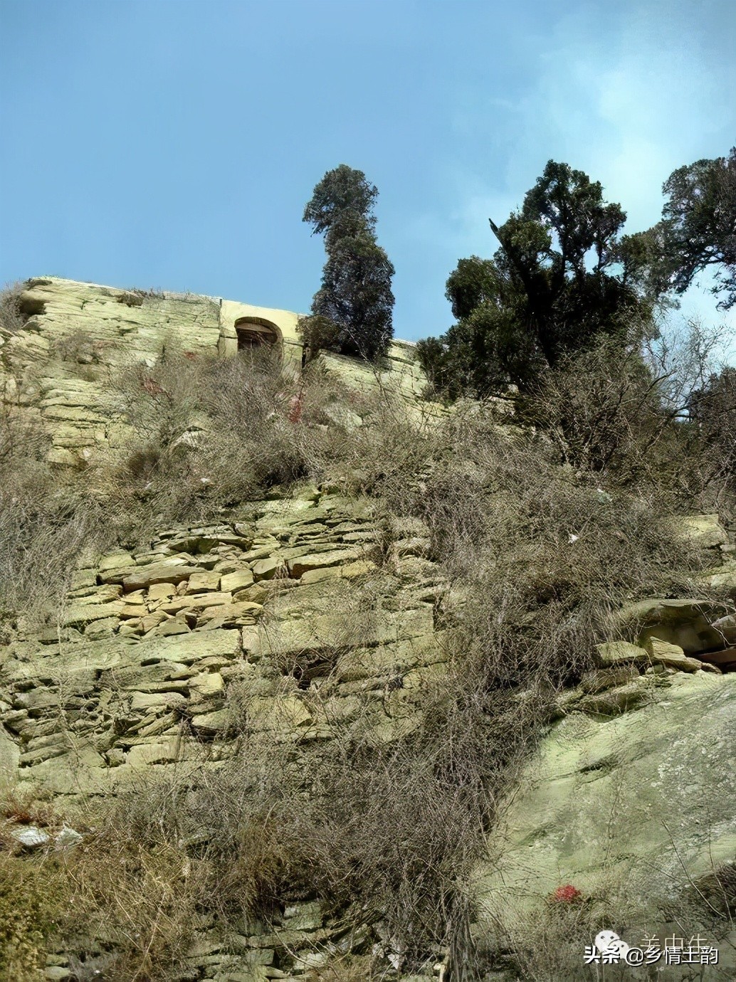陕北吴堡牛家山,丹山牛家山