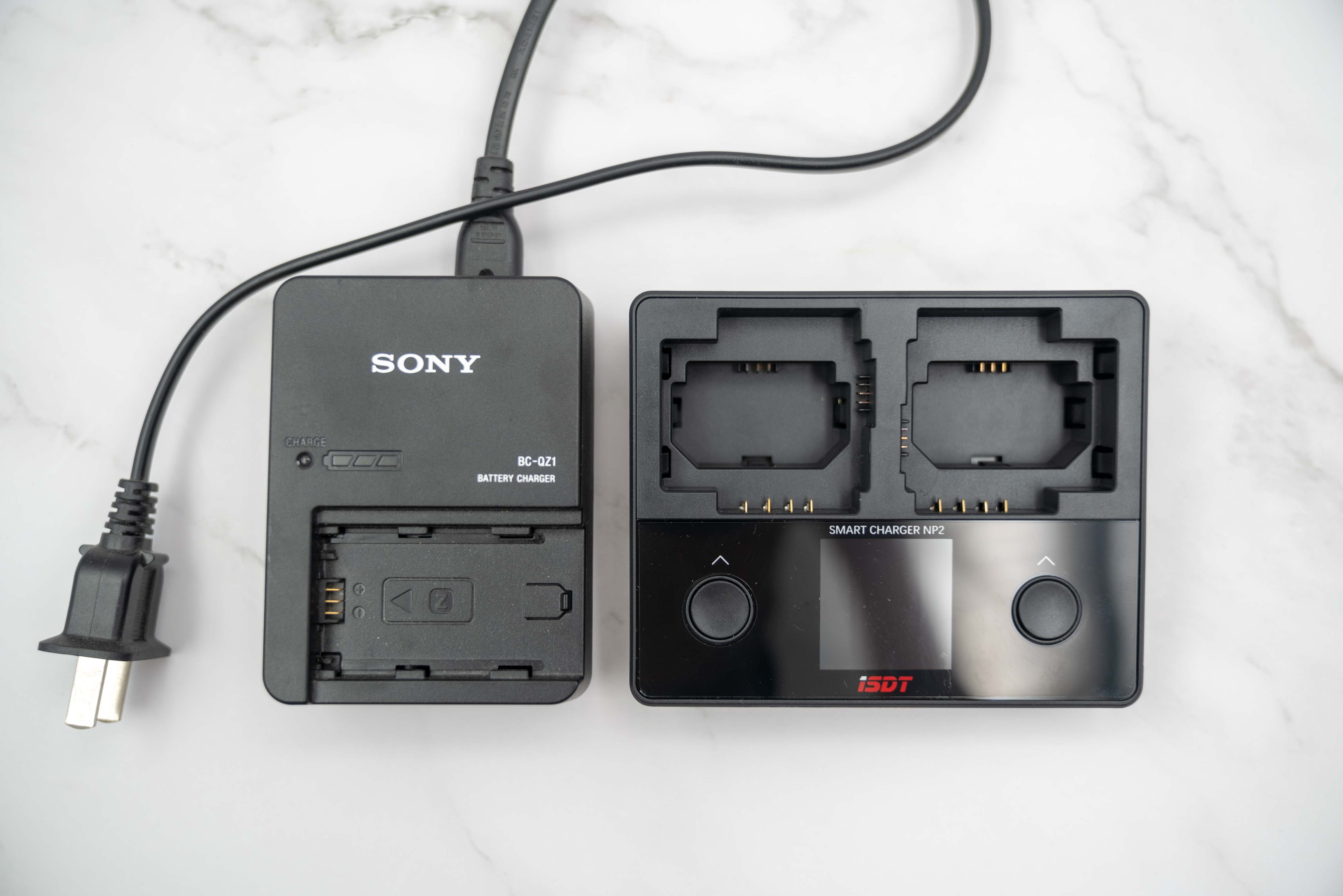 艾斯特ISDTNP2索尼相机快速充电的另一种座充选择