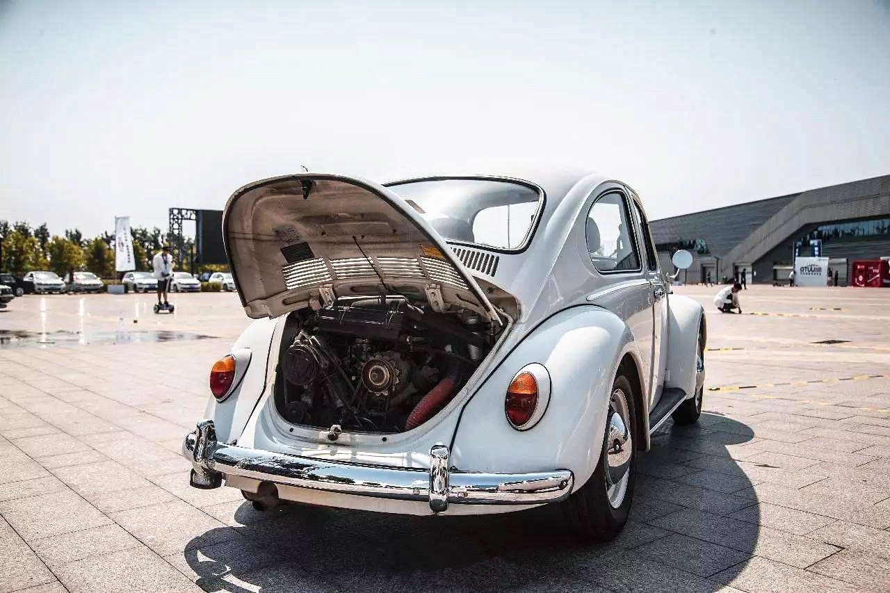 承载一代人回忆的甲壳虫上路了,82年经典落幕江湖再无新甲壳虫