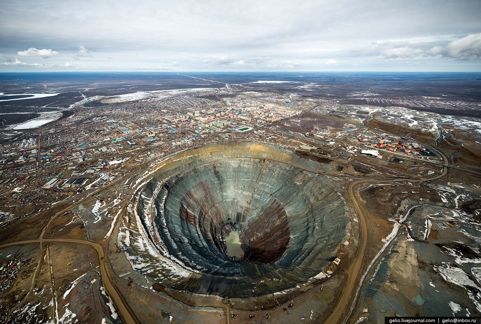 去俄罗斯挖金矿怎么样,真实钻石开采出来的样子