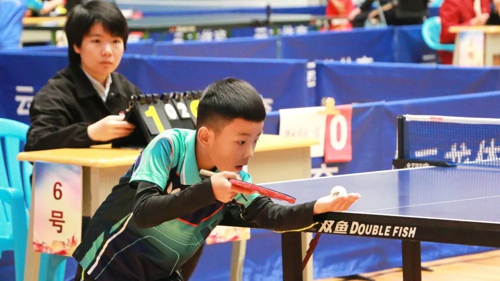 昨天乒乓球比赛,奥城羽毛球比赛