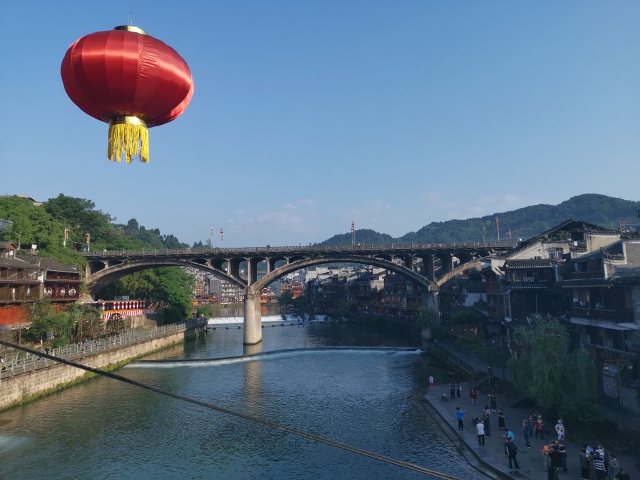 读你千遍不如一见,读你千遍不如见你一面