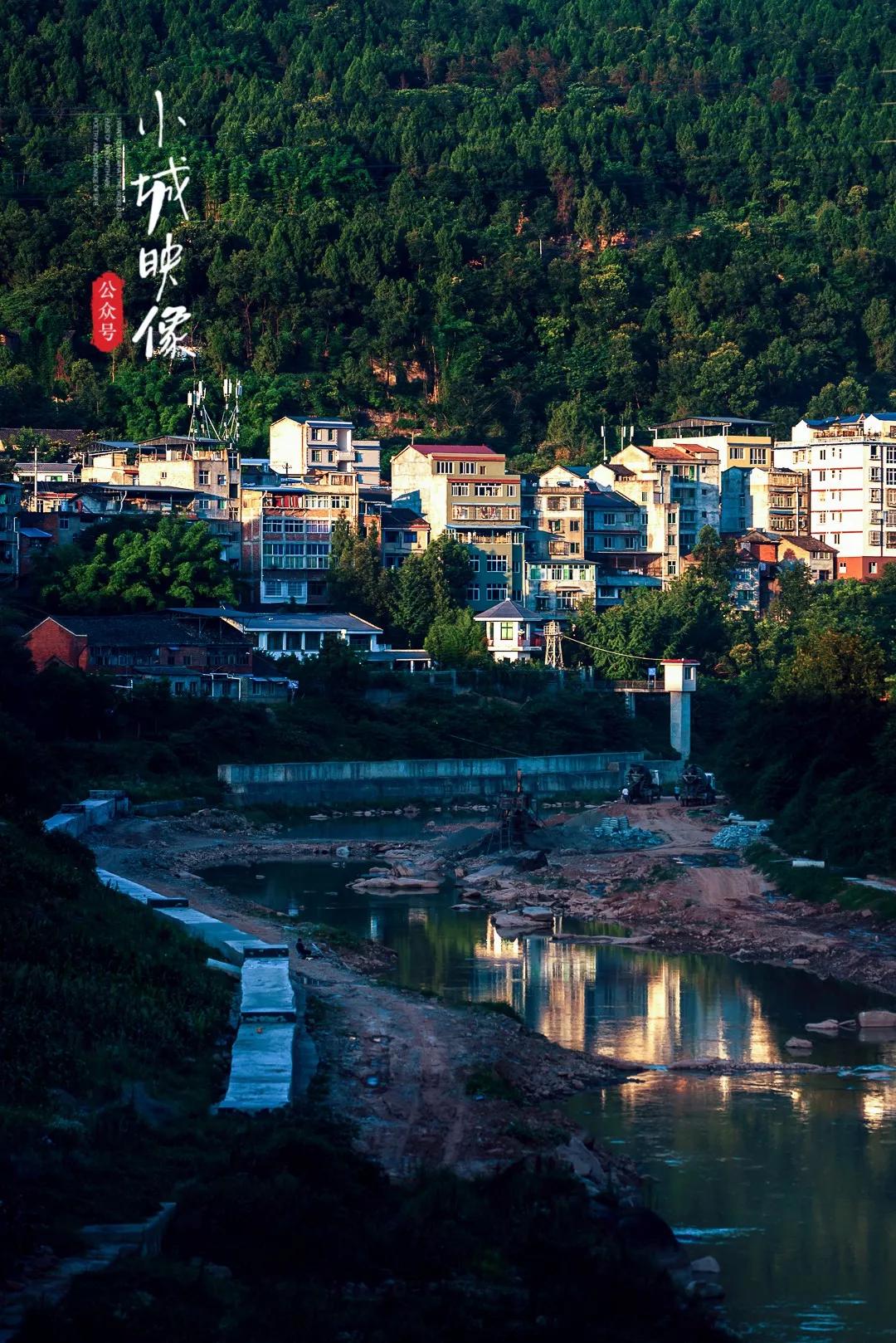 剑阁哪些地方历史悠久,剑阁县的简介