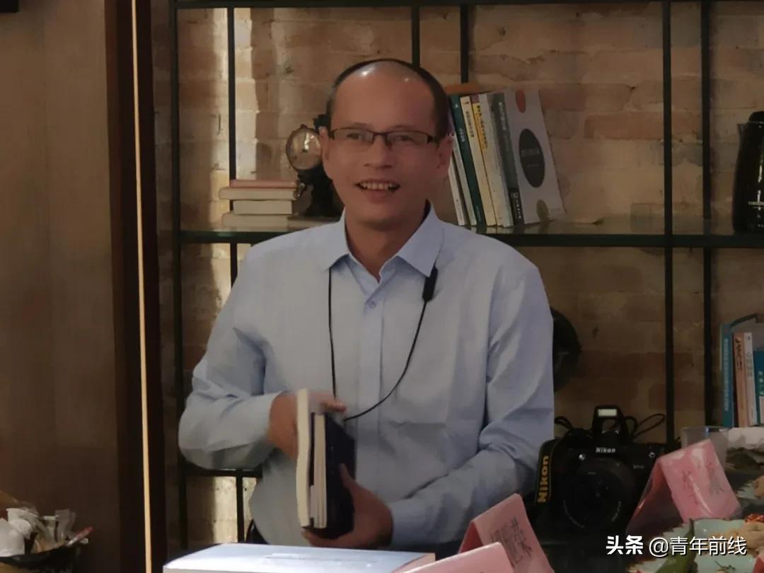 “篱边小筑阅读星辰——广州市青年作家协会秋季新书分享和点评”