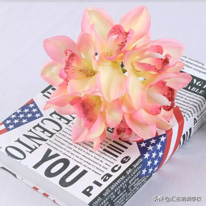 花艺十六种手法,流行花艺简单教学