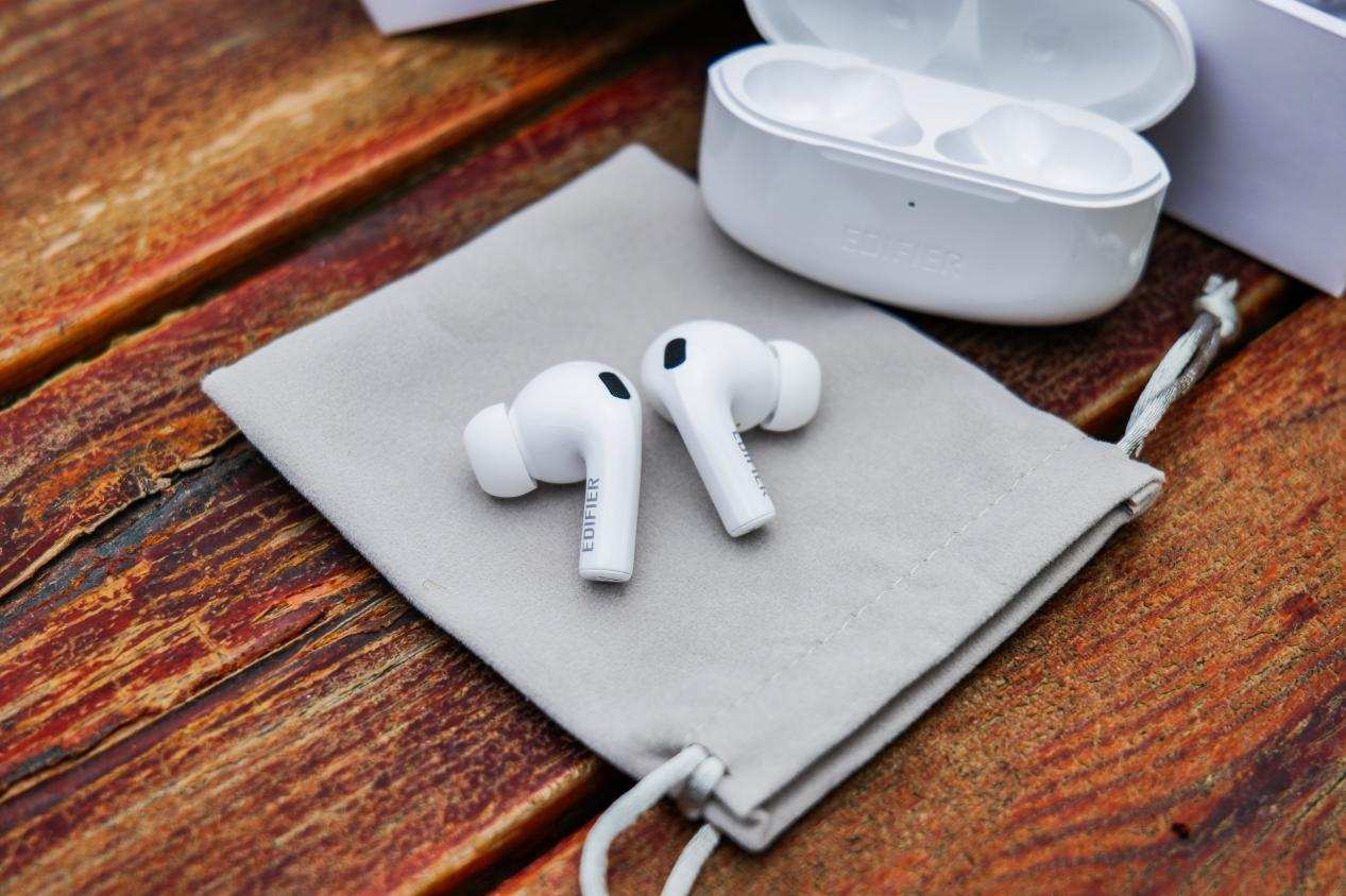 漫步者lolli3单耳机用4个小时,漫步者蓝牙耳机测评lollipodspro