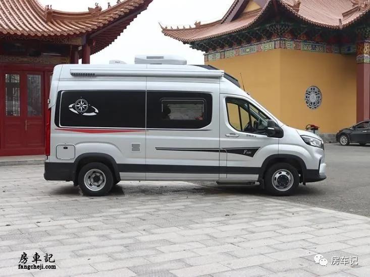 舒适实用，随心出游！卫航V590给您保姆车的大气和空间