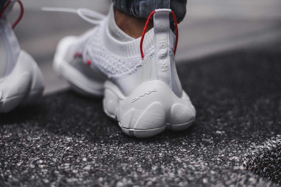 想要脚透气怎么办,想要鞋穿着舒服要买什么鞋底