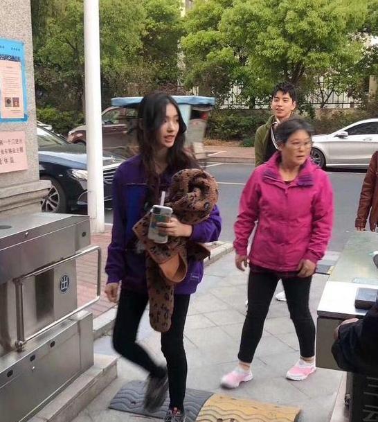 林允带王大陆回家完整版,王大陆承诺照顾林允