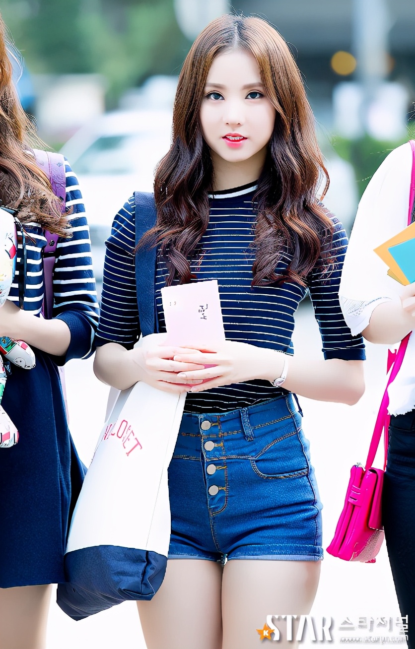 gfriend丁恩妃可爱场面,gfriend丁恩妃紫裙