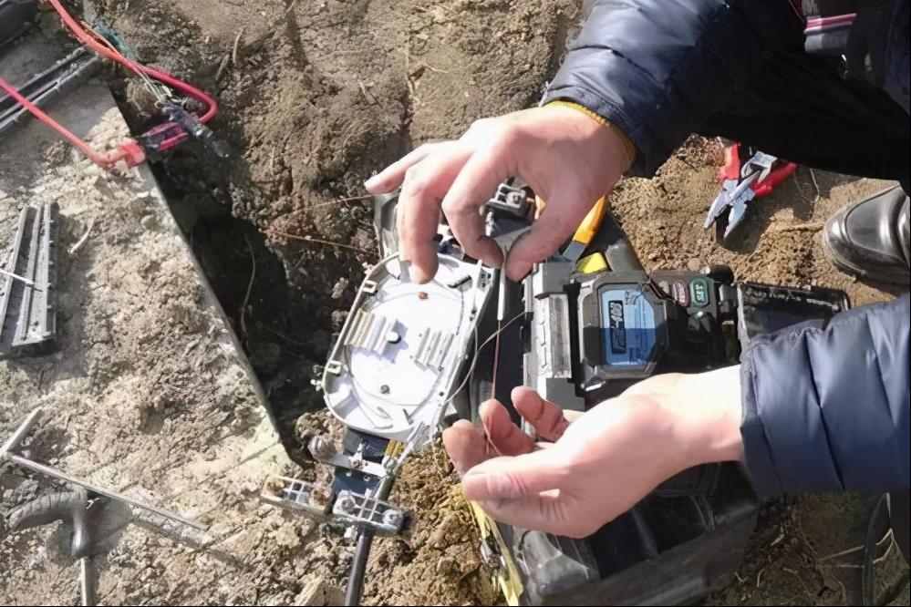 win10电脑连不上网显示无internet,电脑已连接到internet但无法上网