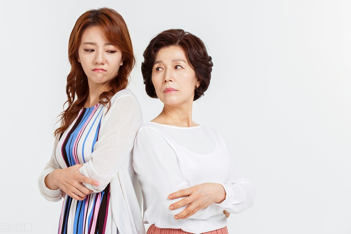 婆媳吵架老公怎么应对的,婆媳爆发争执丈夫的做法令人暖心