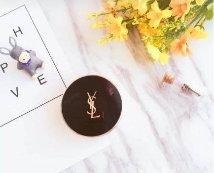 迪奥哪款气垫比较好,混油皮适合迪奥气垫还是ysl气垫