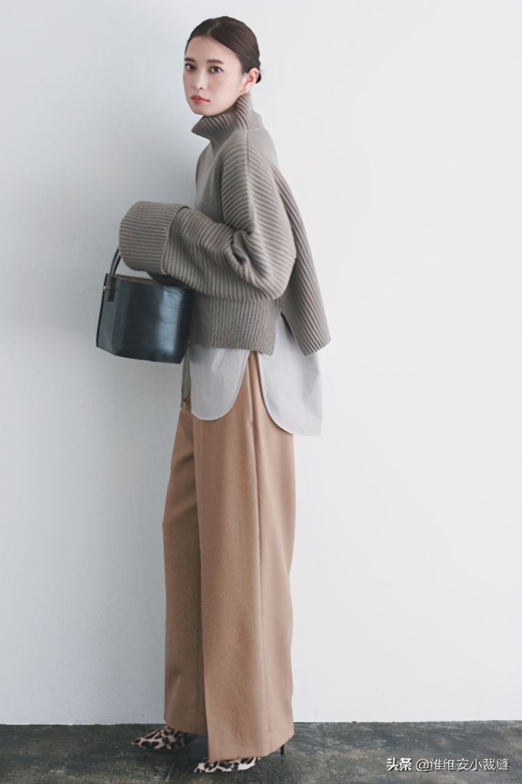 刘雯最新街拍出炉冬天就该这么穿,刘雯惊艳穿衣搭配