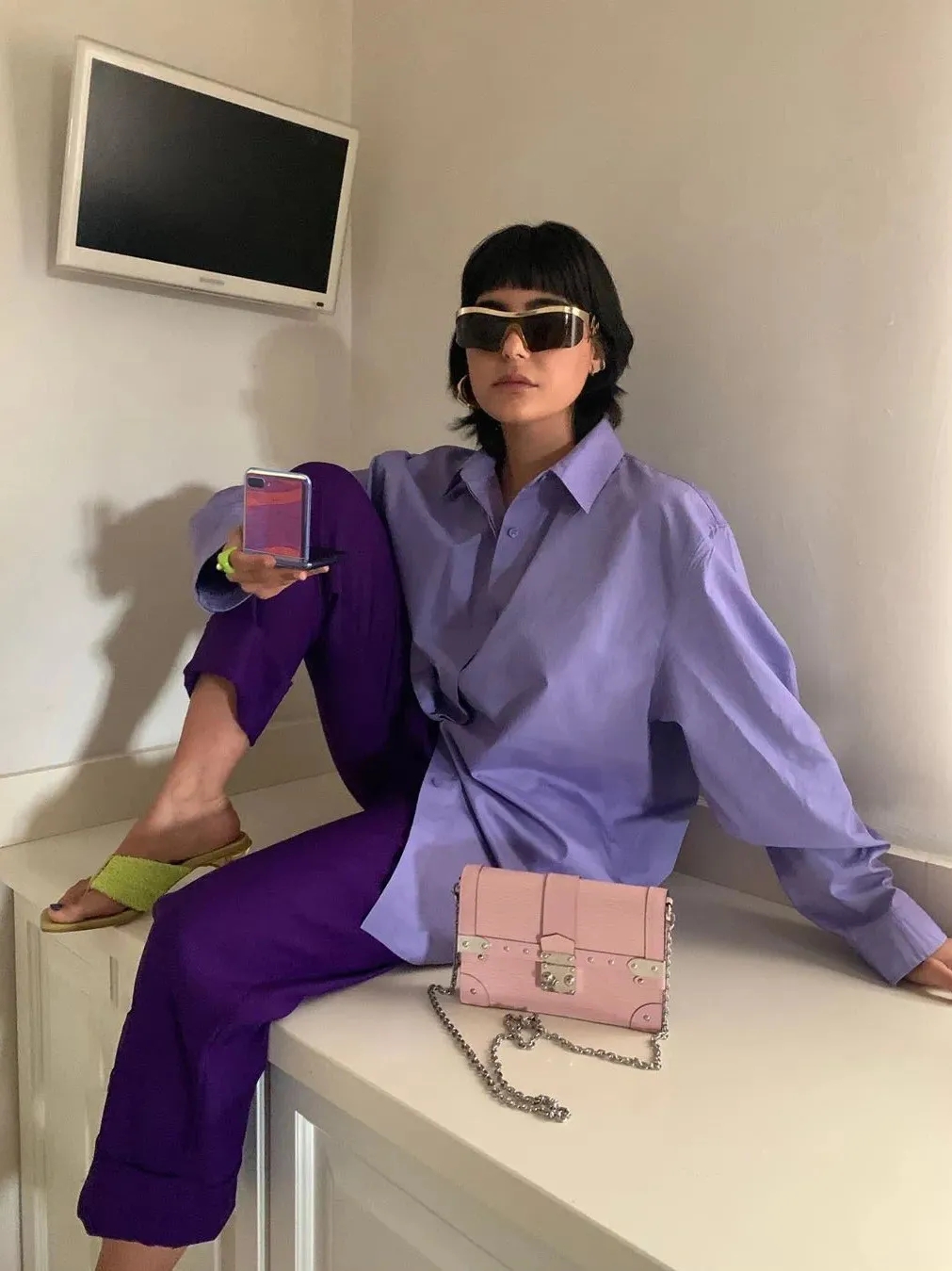 今年流行的紫色穿搭,超显白的五种颜色穿搭