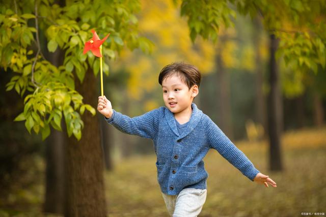 吴姓男孩起名霸气外露名字,吴姓单字男孩霸气取名大全