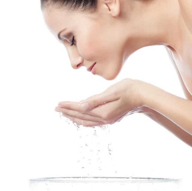 化妆品成分表都在哪里看,你真的会看化妆品的成分表吗