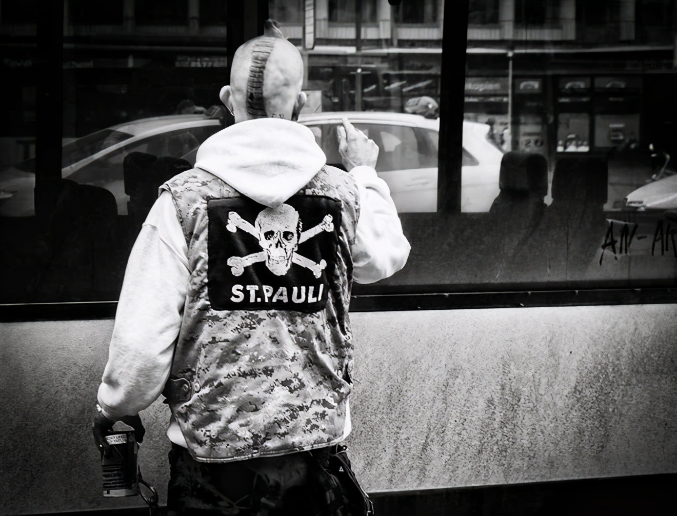 德国足球人口有多少,杨晨德乙圣保利