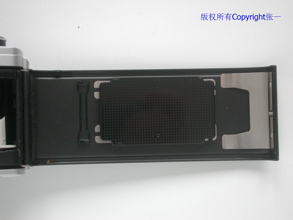 由中国海鸥DF-300贴牌而来的德国RevueDF-300单反照相机!