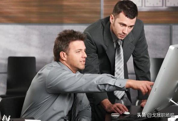 能力强到让领导忌惮怎么办,能力太强威胁到领导地位怎么办